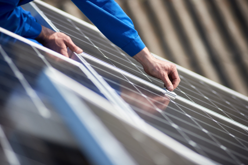 Beginner's Guide To Going Solar For Your Home